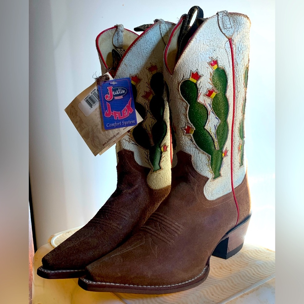 Justin vintage Cowboy boots.